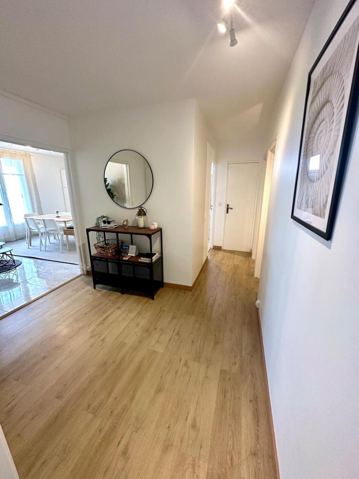 Appartement Au Coeur Du Quartier Taittinger